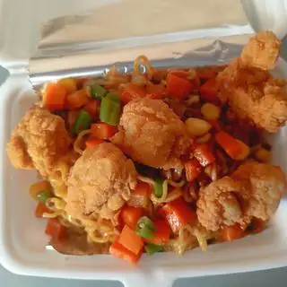 Hình ảnh Mỳ trộn gà giòn
