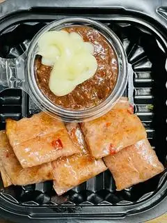 Nem chua nướng  - 45.000 ₫ tại Chả Cuốn Cá Trích Vi Vân - Trần Bá Giao
