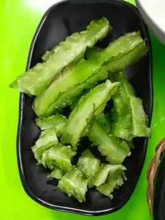Đậu rồng sống ăn kèm  - 15.000 ₫ tại Cháo Ếch Singapore Thuận An - Đường Số 6