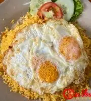 Hình ảnh CƠM CHIÊN TỎI ỐP LA
