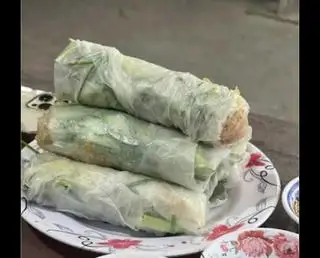 Hình ảnh bánh cuốn nem nướng Phú Yên