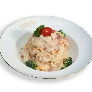 Carbonara spaghetti - 149.000 ₫ tại Steak Bin & Pizza 27 - Nguyễn Văn Trỗi