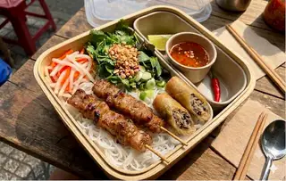 Bún Thịt Nướng đầy đủ - 52.000 ₫ tại Bánh Mì Cô Diên - Bánh Mì & Bún Thịt Nướng - Nguyễn Kim
