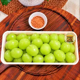 Hình ảnh Hộp nho mẫu đơn giống Nhật từ 300 gram