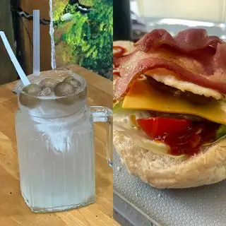 Hình ảnh Combo Burger Bò + Nước Sấu