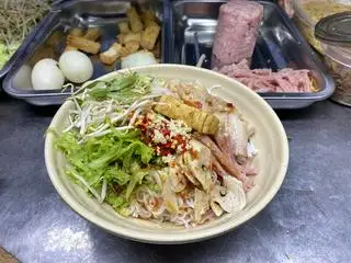 Bún Mắm Nêm đậu hủ x chả cá x nem x thịt luộc - 65.000 ₫ tại Cô Tiên Bún Mắm Nêm Nha Trang - Đường Số 4