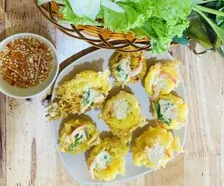 Bánh khọt - 8 cái - 70.000 ₫ tại BÁNH XÈO RAU RỪNG HAI VƯƠNG - Dân Chủ