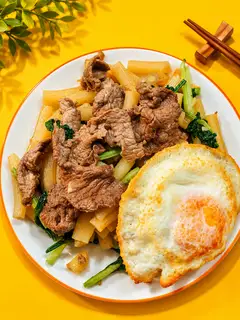 Hình ảnh Nui Xào Bò Trứng