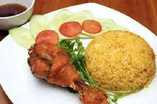 cơm đùi gà - 50.000 ₫ tại Cơm Gà Xối Mỡ Huỳnh Ký - Cửu Long