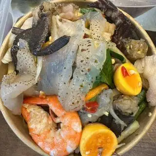 Hình ảnh Gỏi Sứa Lớn. Tặng Trứng Non