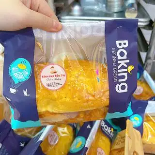 Hình ảnh Bánh mì hoa cúc nho dừa