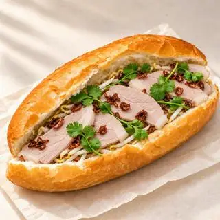 Hình ảnh Bánh Mì Thịt Luộc Mắm Ớt
