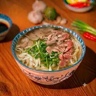 Hình ảnh Phở tái chín