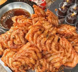 bánh mì chiên tôm tươi  - 20.000 ₫ tại Ăn Vặt Tina - Đường Số 27