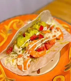 Tacos Tôm Phô Mai  - 59.000 ₫ tại Bánh Tacos & Cà Phê Ông Bầu - Lãnh Binh Thăng