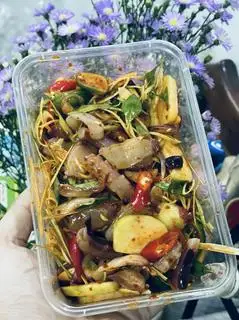 Mix chân gà rút xương + bạch tuộc sốt Thái LỚN - 155.000 ₫ tại Kery - Chân Gà Sốt Thái - Dân Chủ