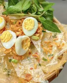Hình ảnh Bánh  Tráng Trộn Mỡ Hành Satế