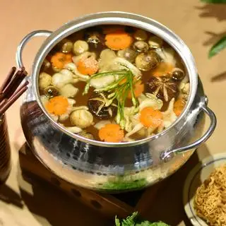Lẩu nấm chay - 149.000 ₫ tại HIDA Chay - Lẩu Rau Nấm - Tôn Thất Thuyết