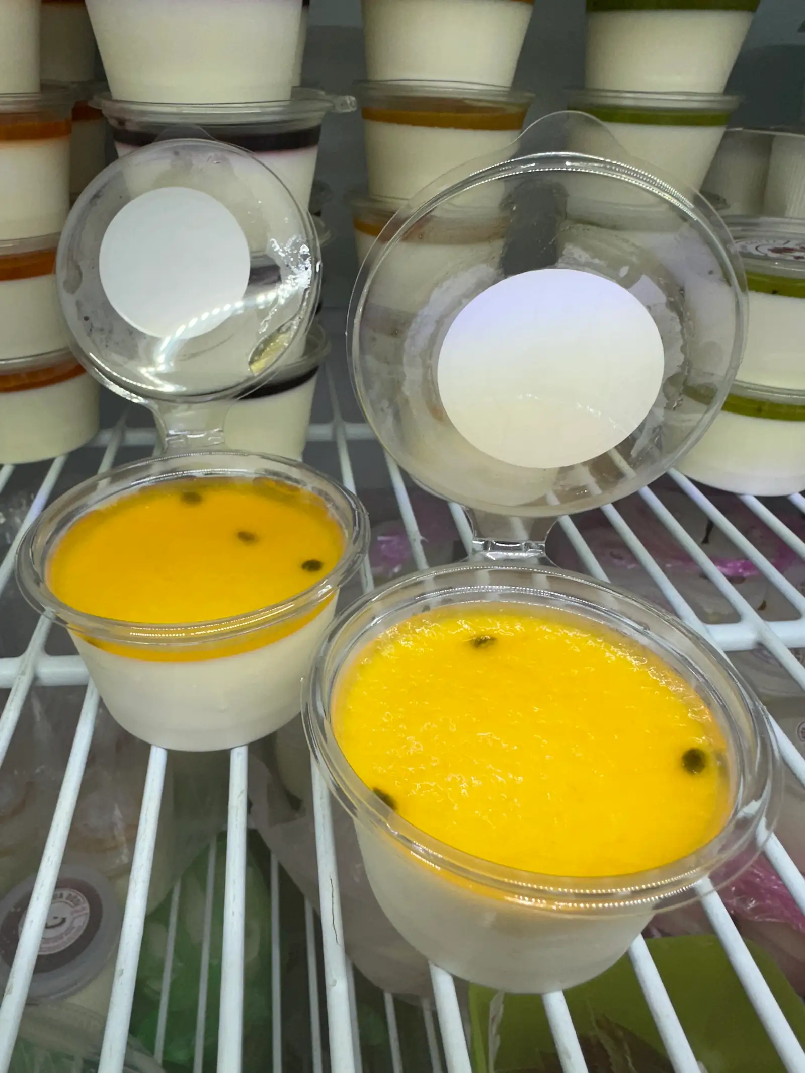 Hình ảnh Panna Cotta mứt Chanh dây sz lớn 100ml