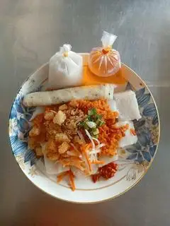 Bánh Đúc Mặn Chả Huế  - 35.000 ₫ tại Quán Chu Poh - Bánh Tằm Bì, Bánh Đúc & Bánh Bột Lọc - Lê Văn Lương