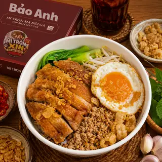 Hình ảnh Mì Trộn Má Đùi Gà Chiên Trứng Lòng Đào