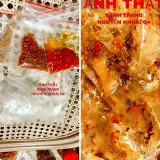 Bánh tráng phơi sương sate tỏi - 15.000 ₫ tại Bánh Tráng Muối Tỏi Tóp Mỡ Nguyễn Khoái - Nguyễn Khoái