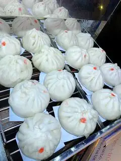 Bánh bao trứng cút - thịt - 28.000 ₫ tại Bánh Mì Hà Nội Hải Huyền - Kênh Tân Hoá