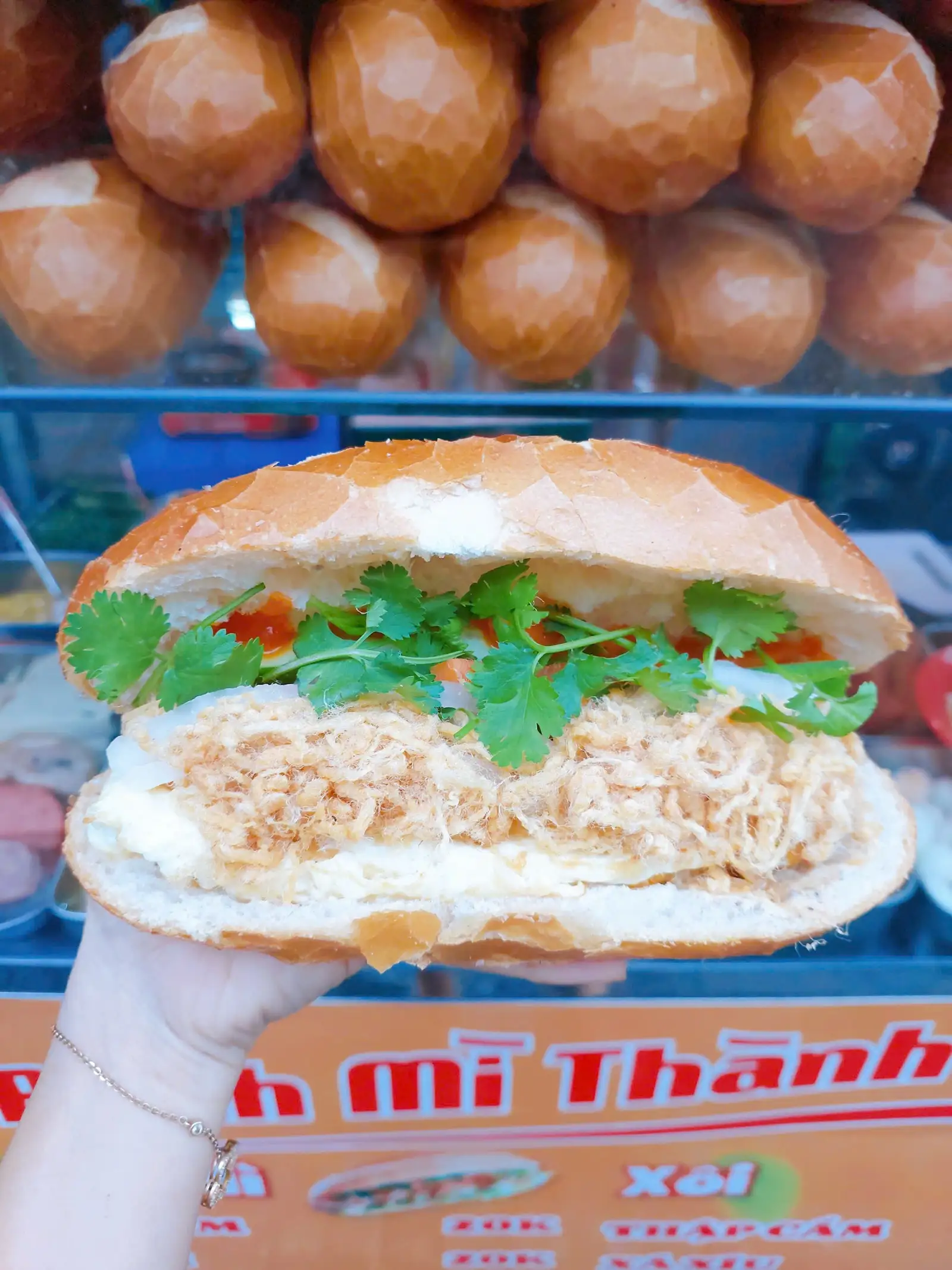 Bánh Mì 2 Trứng Chà Bông - 32.000 ₫ tại Bánh Mì & Xôi Thành Lợi - Phạm Thị Tánh