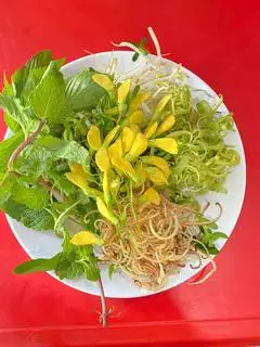 Rau Thêm  - 8.000 ₫ tại BÚN NƯỚC LÈO SÓC TRĂNG - HIỂN NHUNG - Bùi Đình Túy