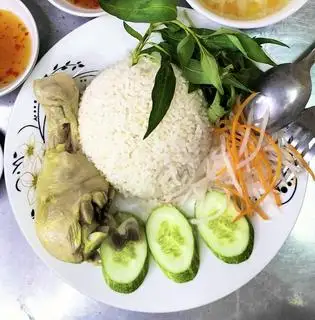 Cơm gà Đùi - 55.000 ₫ tại Bún Chả Cá, Bún Sứa & Cơm Gà Phan Rang - Bùi Đình Túy