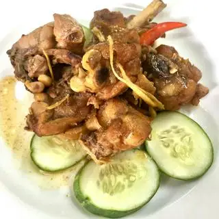 Cơm gà kho gừng - 59.000 ₫ tại Cơm Văn Phòng 306 - Nguyễn Thị Minh Khai