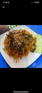 Hình ảnh Miến gà xào chay