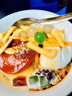 Hình ảnh Chè Sầu Caramen