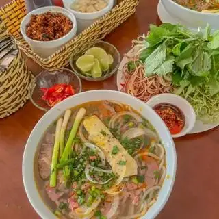 Bún bò Huế - 50.000 ₫ tại Phở Hồng - Tân Sơn Nhì 