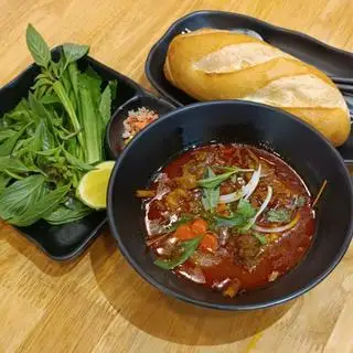 Hình ảnh Bánh mì bò kho