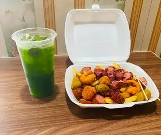 Hình ảnh Combo xiên bẩn + Trà tắc 1 người ăn