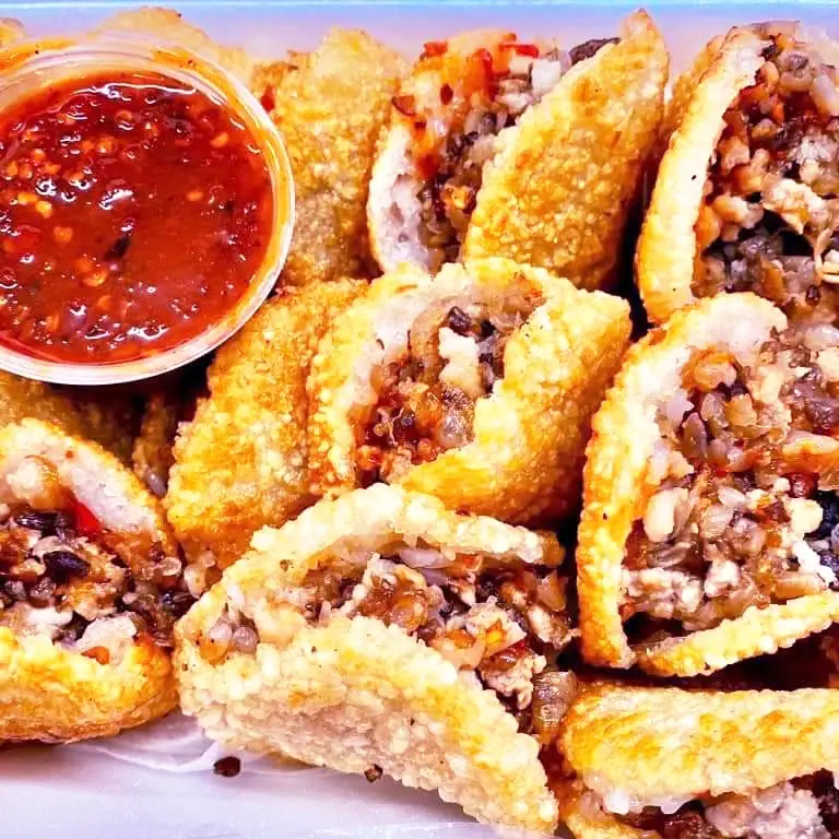 Combo 5 cái Xôi Chiên Nhân Thịt - kèm 1 hũ sốt + TẶNG 1 ly Coca - 50.000 ₫ tại Xôi Chiên Vũ Gia