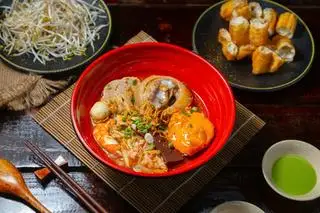 Bánh canh giò - thập cẩm - 85.000 ₫ tại Bánh Canh Cua Truyền Thống - Tân Kỳ Tân Quý