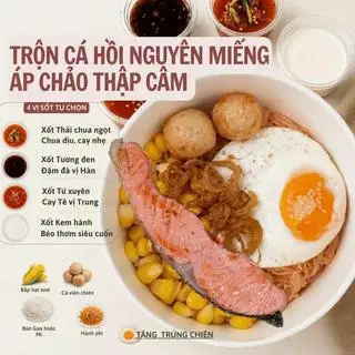 Hình ảnh Bún/ Mì trộn cá hồi nguyên miếng áp chảo thập cẩm