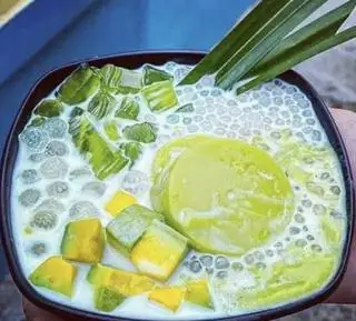 Hình ảnh Chè bơ đặc biệt