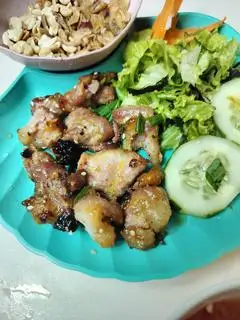 Thịt xiên nướng thêm (1 cây) - 19.000 ₫ tại Anh Beo Food - Bún Thịt Nướng, Nem Chả & Bánh Tráng Trộn - Đào Duy Anh