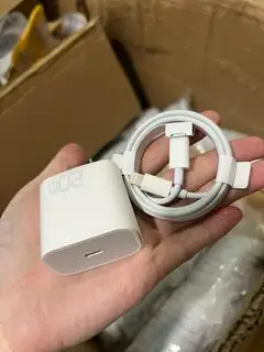 Hình ảnh sạc iPhone sạc nhanh 20W