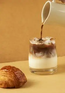 Sugar Bạc Xỉu - 82.000 ₫ tại Sugar - Bakery & Coffee - Mạc Thị Bưởi
