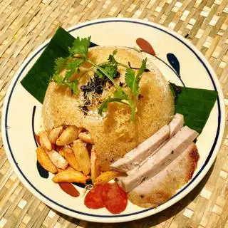Xôi vỏ giòn full topping  - 79.000 ₫ tại Mơ - Xôi Nếp Bắc Vỏ Giòn Tân Quy - Đường Số 25