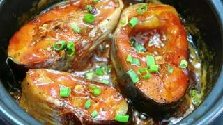 Cơm cá hú kho tộ - 49.000 ₫ tại Cơm Văn Phòng Hồng - 2K Bình Giã