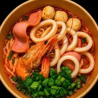 Mì hải sản - 72.000 ₫ tại Xu-K Mì Cay & Gà Rán - Nguyễn Hữu Thọ