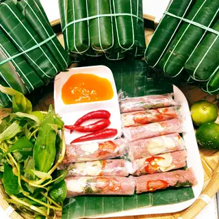 NEM CHUA THANH HÓA (10 cây/bó) - 52.000 ₫ tại Bếp Của Na - Gà Ủ Muối & Cá Viên Chiên - Thích Quảng Đức
