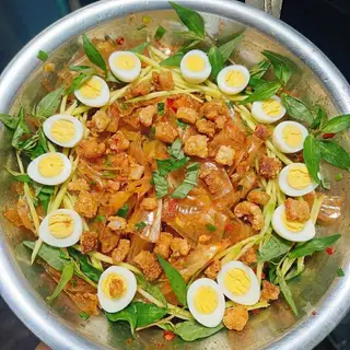 Bánh tráng trộn  - 32.000 ₫ tại Zuu Bo - Bánh Tráng Trộn Phơi Sương - Hậu Giang