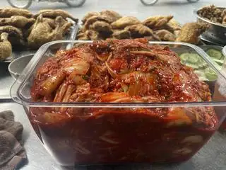 Kim chi - 7.000 ₫ tại Cơm Gà Gia Hy - Nguyễn Gia Trí