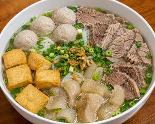Hủ tiếu thập cẩm - 44.250 ₫ tại Hủ Tiếu Bò Viên 014 - Chung Cư Ngô Gia Tự